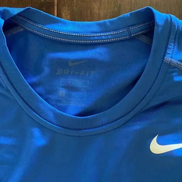 Nike Dri Fit Long Sleeve - Picture 2 of 3